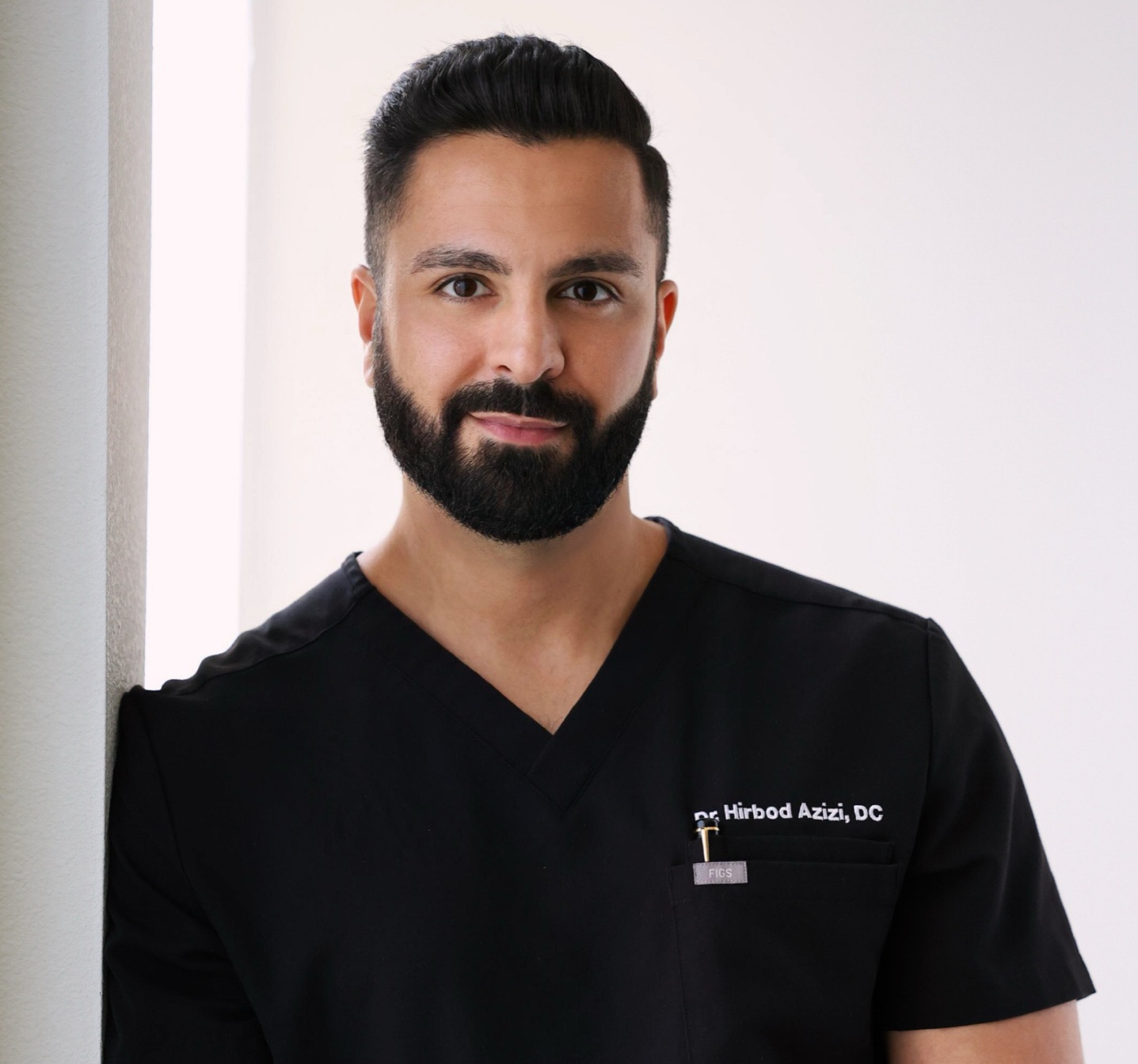 Dr. Hirbod Azizi - Chiropractor